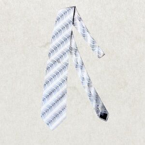 Vintage Hugo Boss 100% Silk Tie, 58” x 4” – Excellent Condition